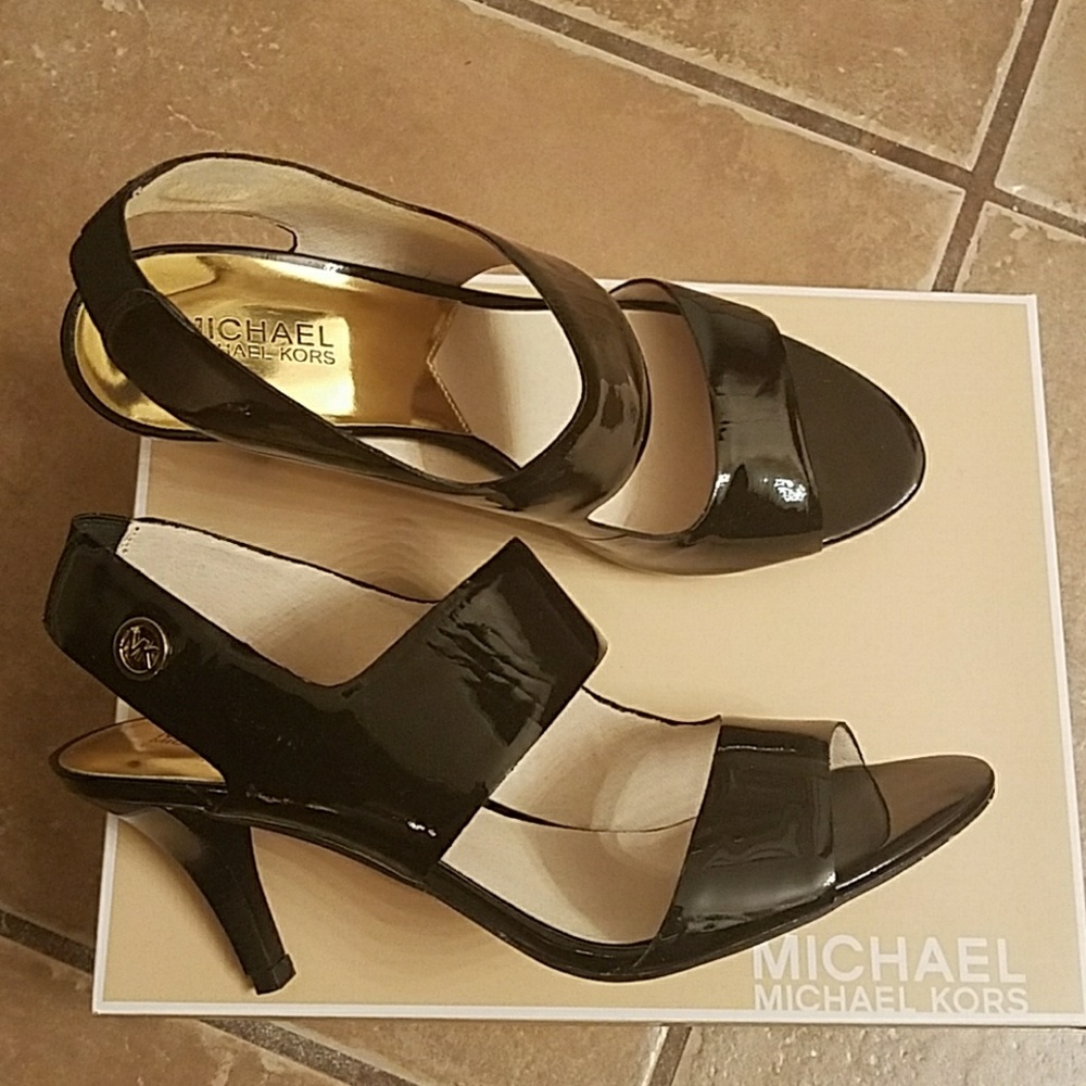 Women's Shoes